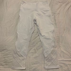 Wunder under HR crop 21” lace